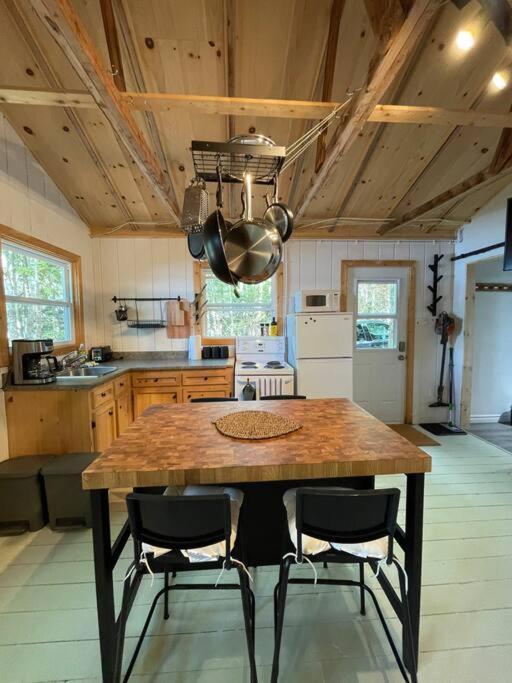 Leland'S Lakehouse Wolfville Dış mekan fotoğraf